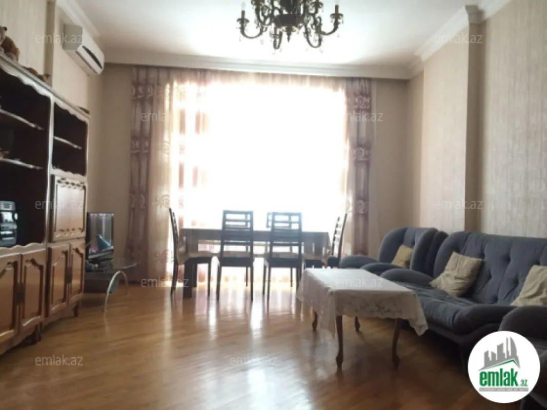 Satılır 3 otaqlı yeni tikili 130 m²