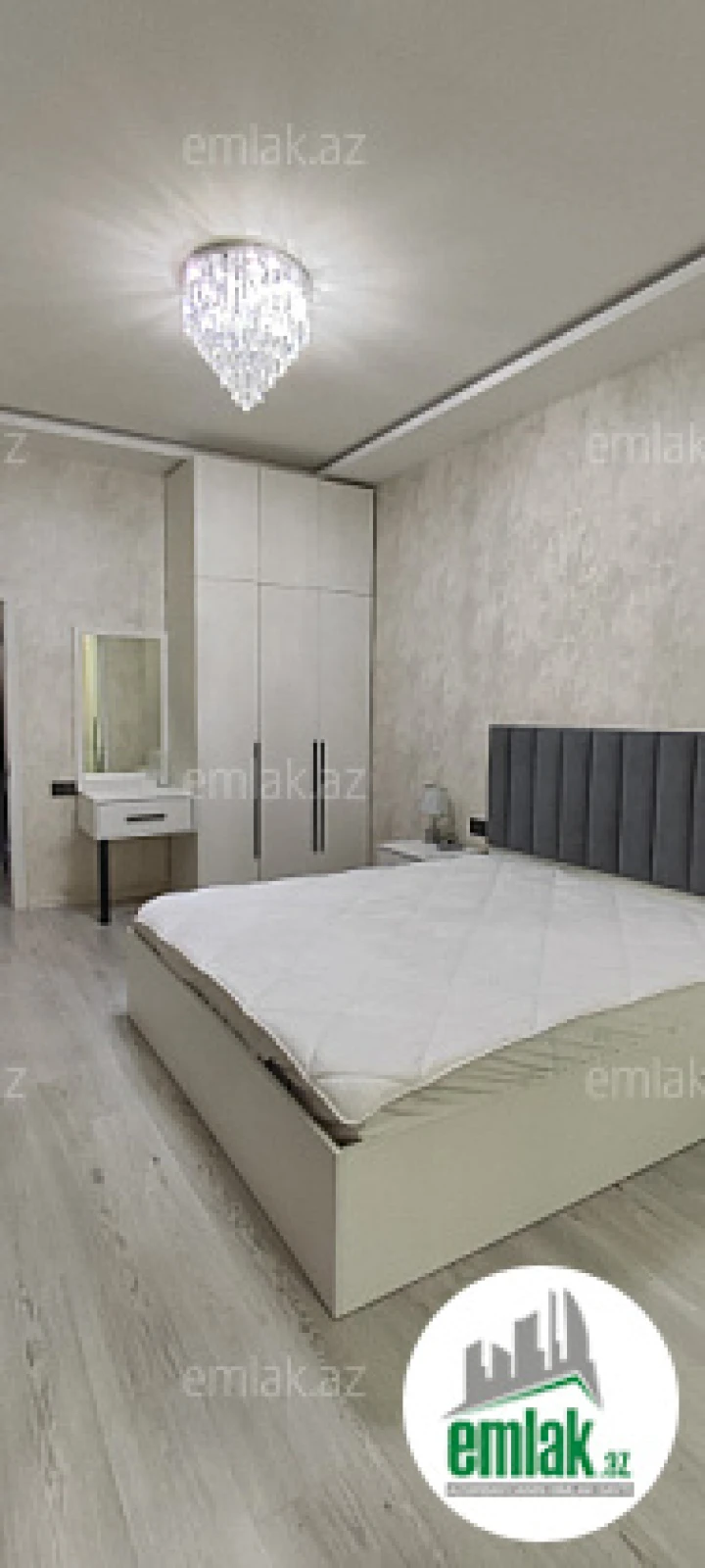 Satılır 2 otaqlı yeni tikili 72 m²