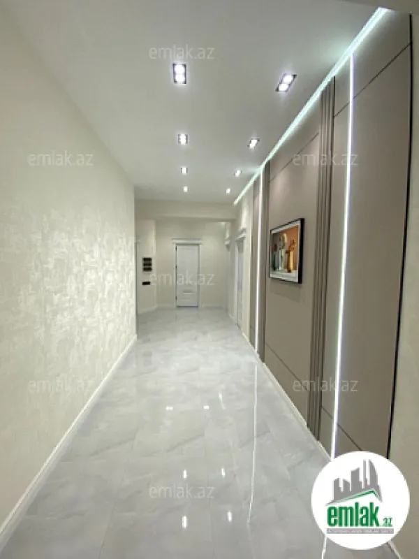 Satılır 3 otaqlı yeni tikili 170 m²