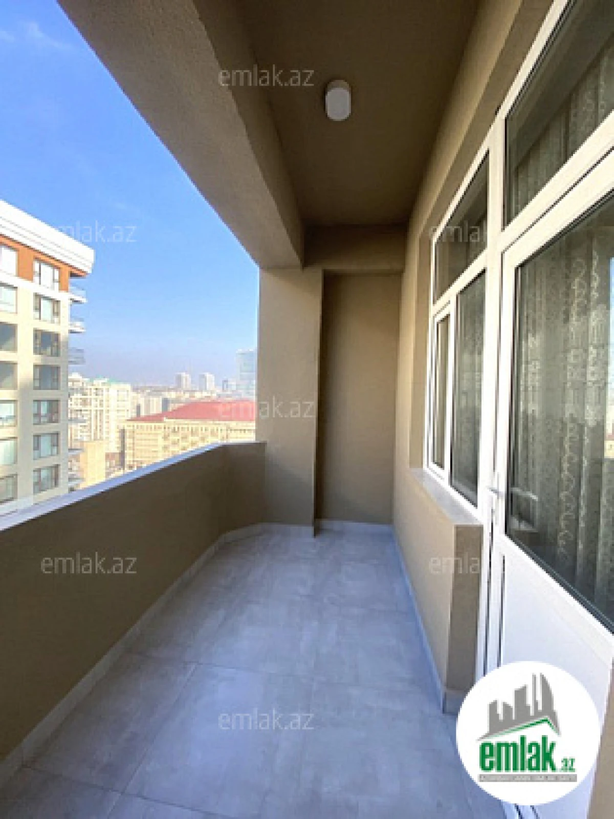Satılır 3 otaqlı yeni tikili 170 m²