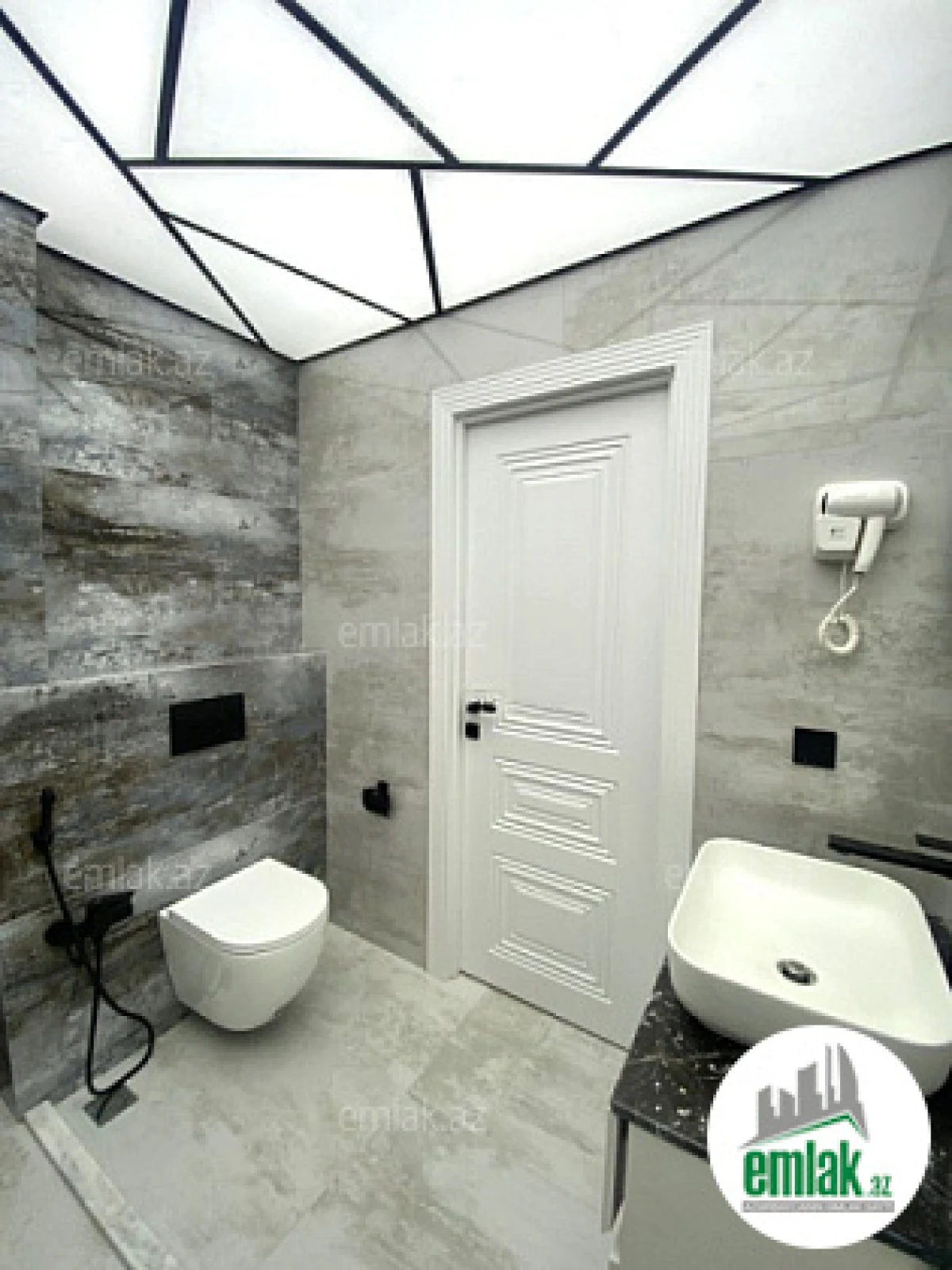 Satılır 3 otaqlı yeni tikili 170 m²