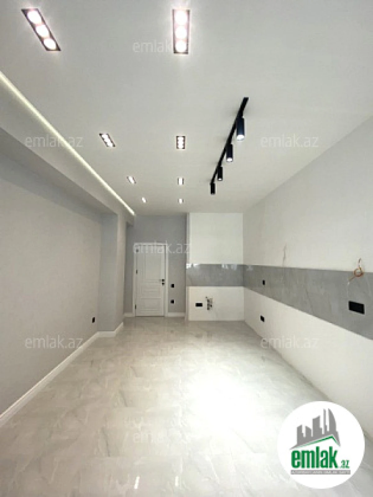 Satılır 3 otaqlı yeni tikili 170 m²