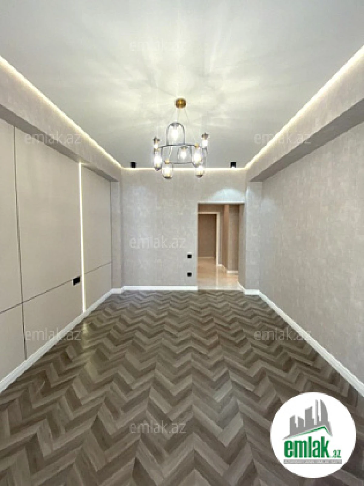 Satılır 3 otaqlı yeni tikili 170 m²