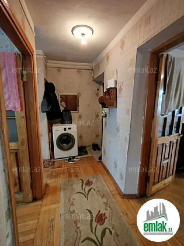 Satılır 2 otaqlı köhnə tikili 50 m²