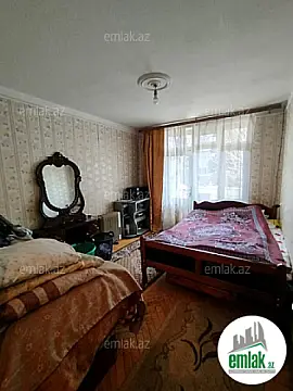 Satılır 2 otaqlı köhnə tikili 50 m²