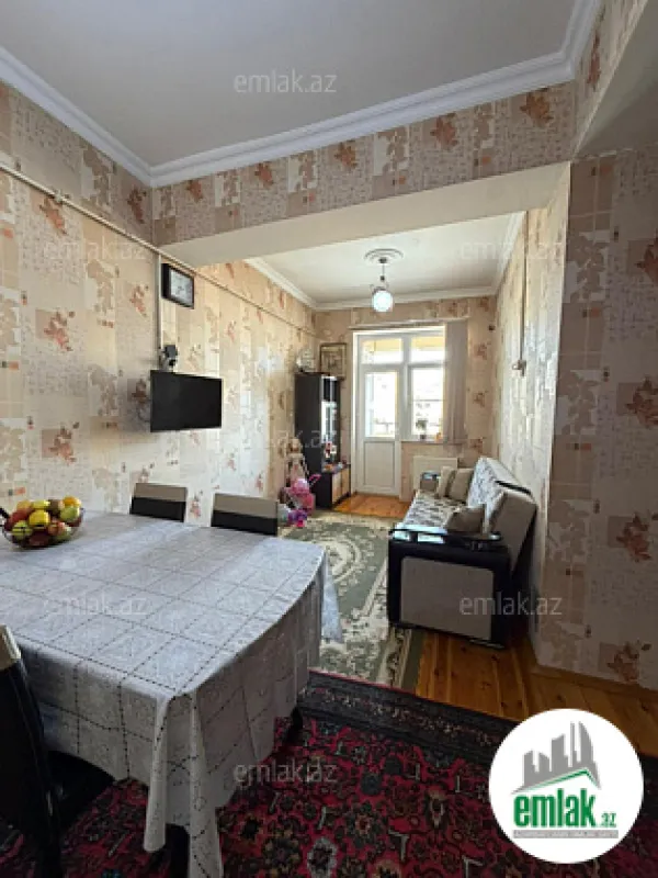 Satılır 3 otaqlı yeni tikili 120 m²