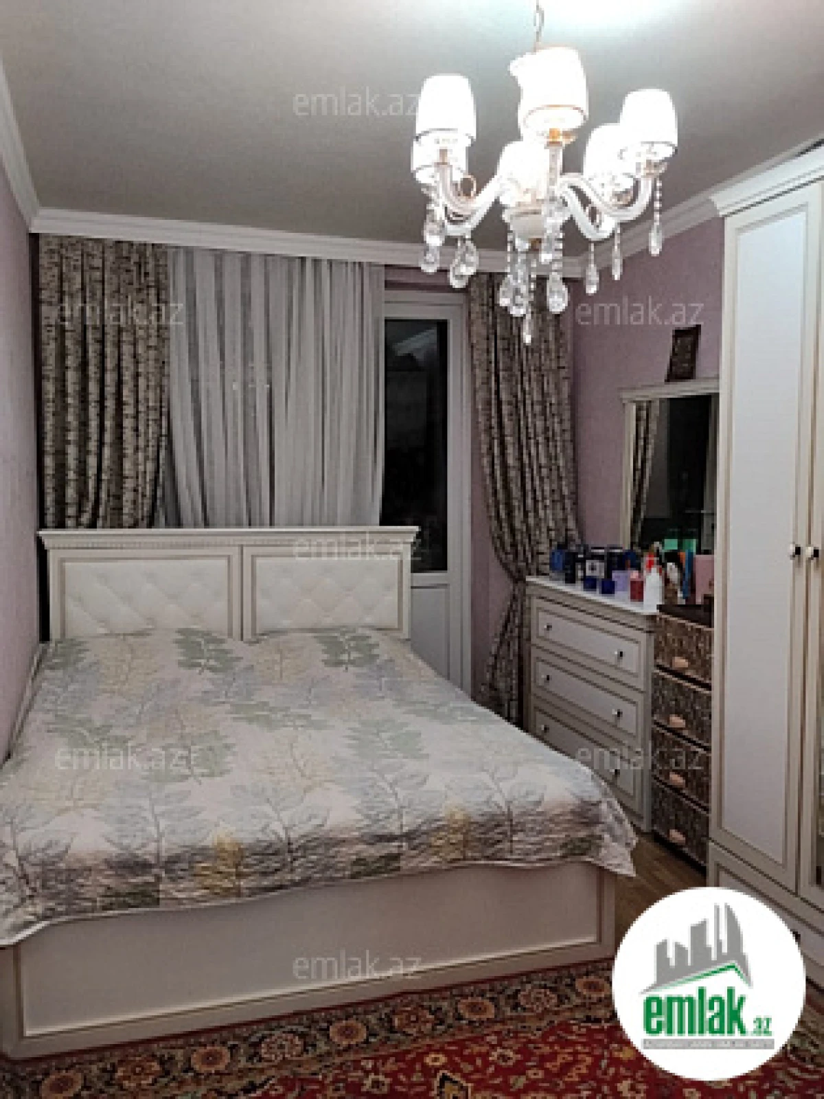 Satılır 3 otaqlı köhnə tikili 55 m²