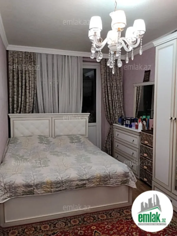 Satılır 3 otaqlı köhnə tikili 55 m²