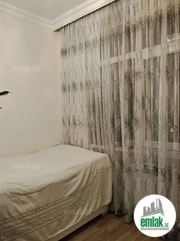 Satılır 3 otaqlı köhnə tikili 55 m²