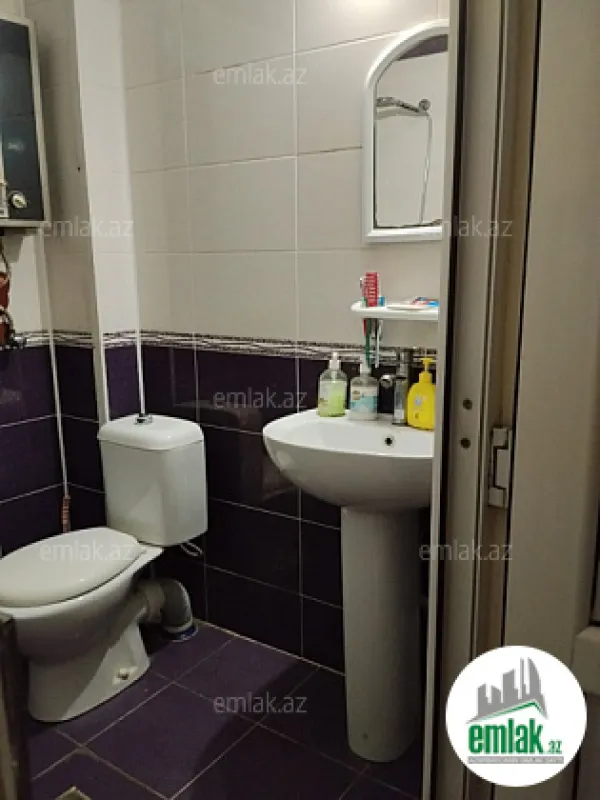 Satılır 3 otaqlı köhnə tikili 55 m²
