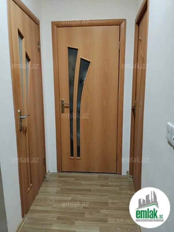 Satılır 3 otaqlı köhnə tikili 55 m²