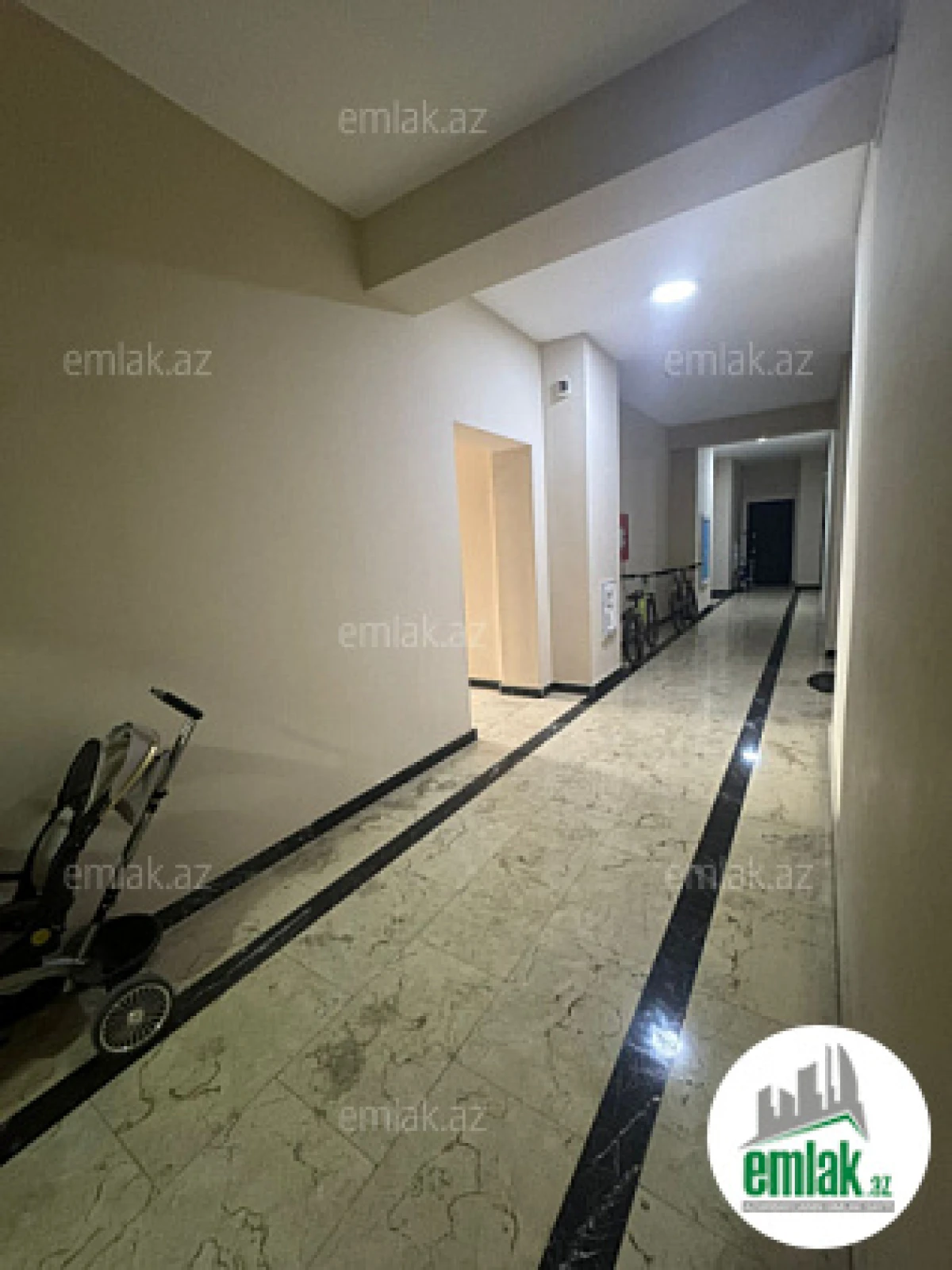 Satılır 2 otaqlı yeni tikili 65 m²