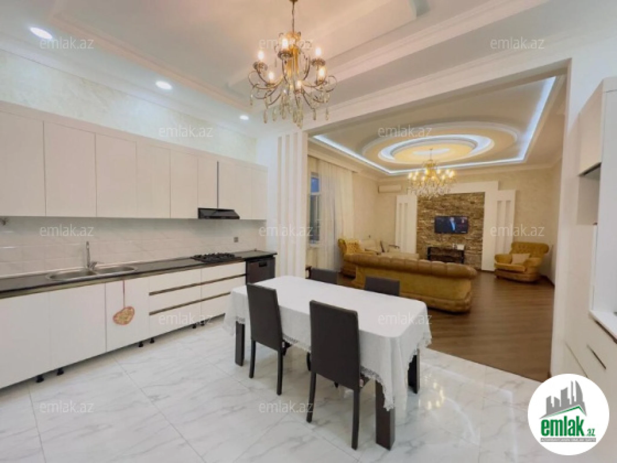 Satılır 5 otaqlı həyət evi 200 m²