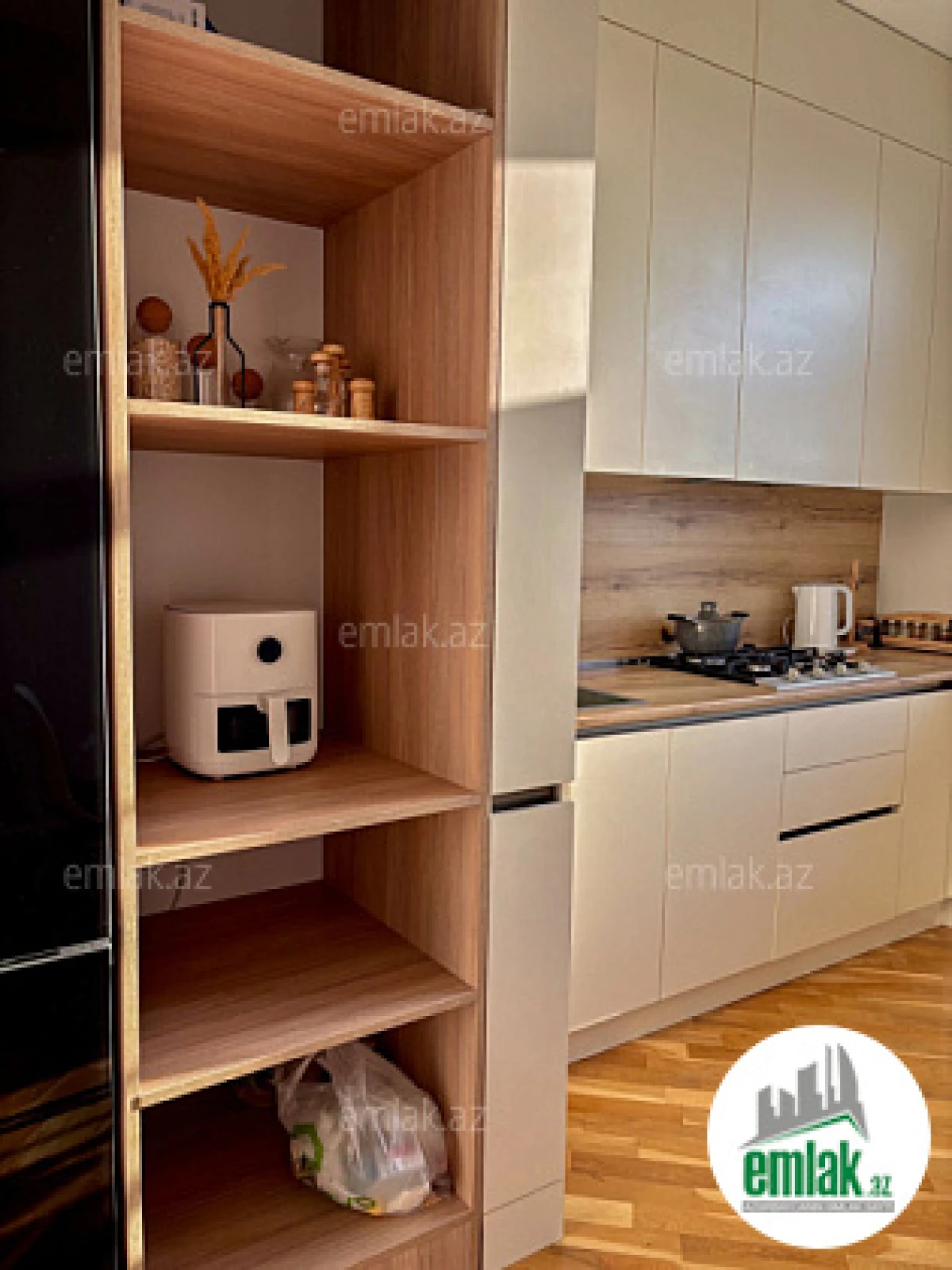 Satılır 2 otaqlı yeni tikili 100 m²