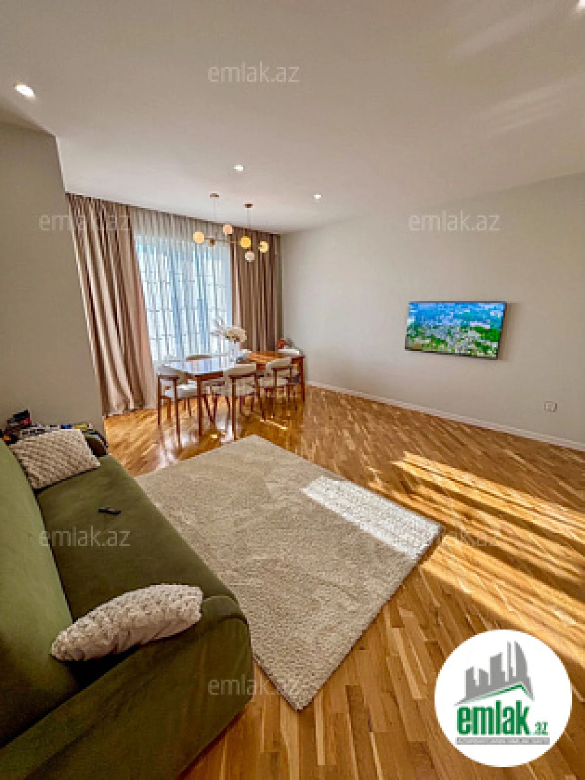 Satılır 2 otaqlı yeni tikili 100 m²