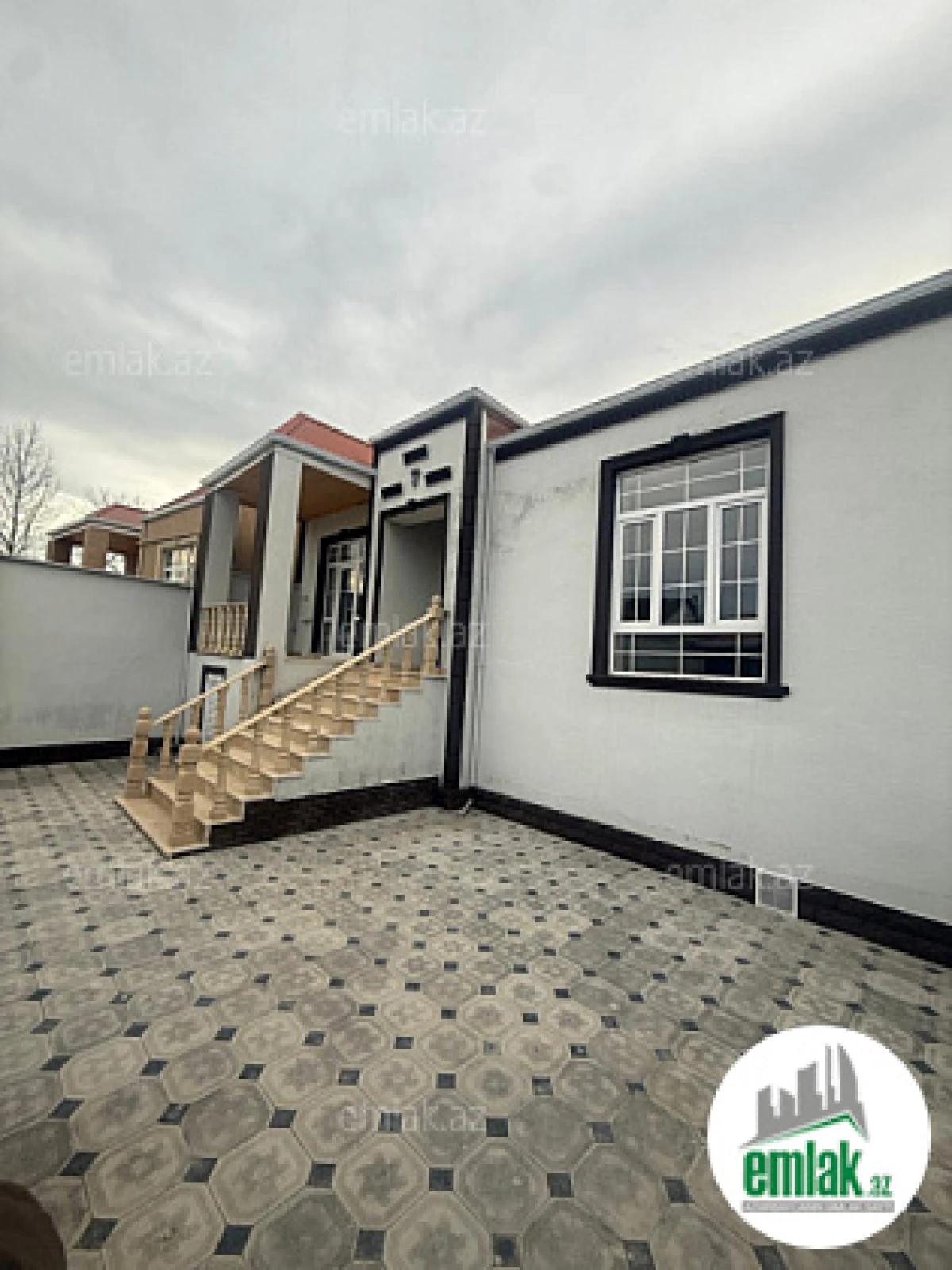 Satılır 4 otaqlı həyət evi 125 m²