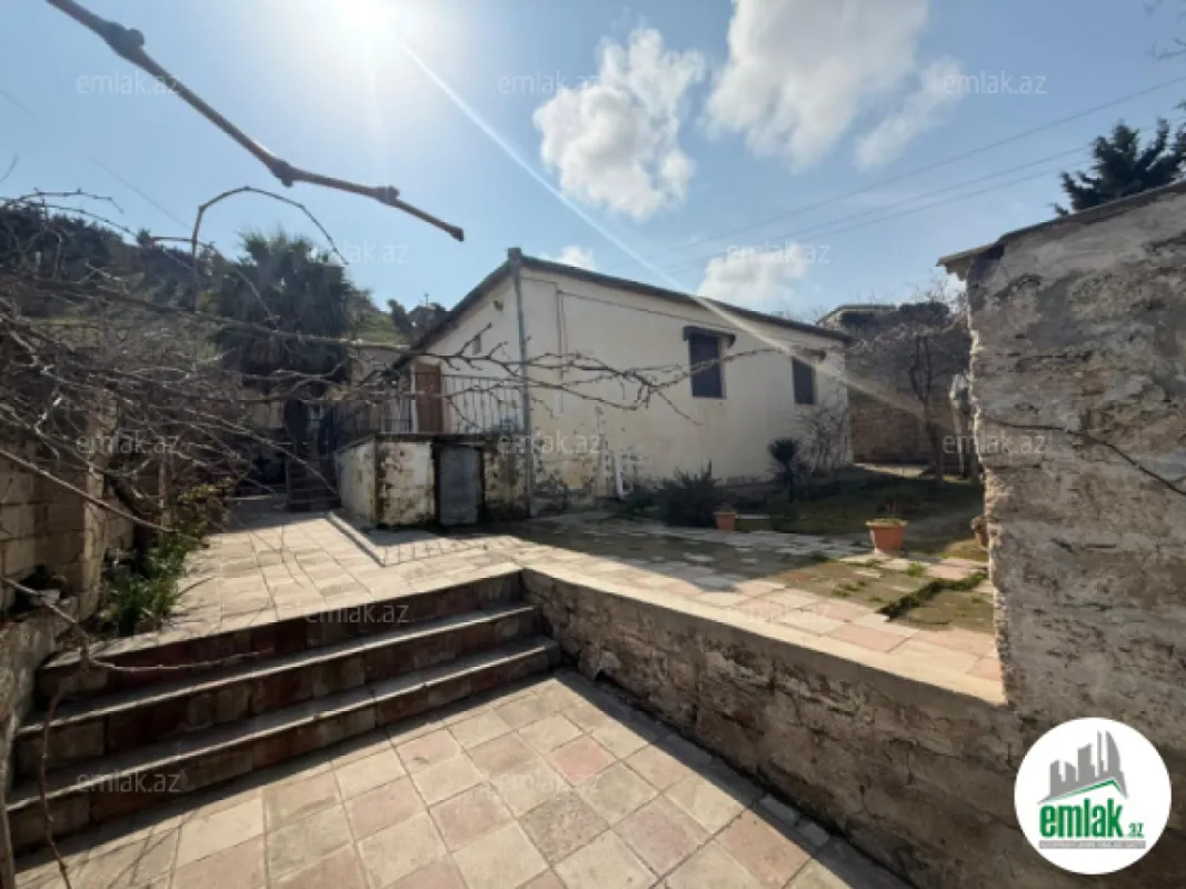 Satılır 4 otaqlı həyət evi 110 m²