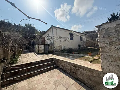 Satılır 4 otaqlı həyət evi 110 m²