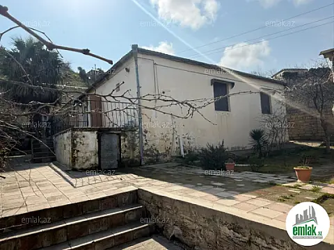 Satılır 4 otaqlı həyət evi 110 m²