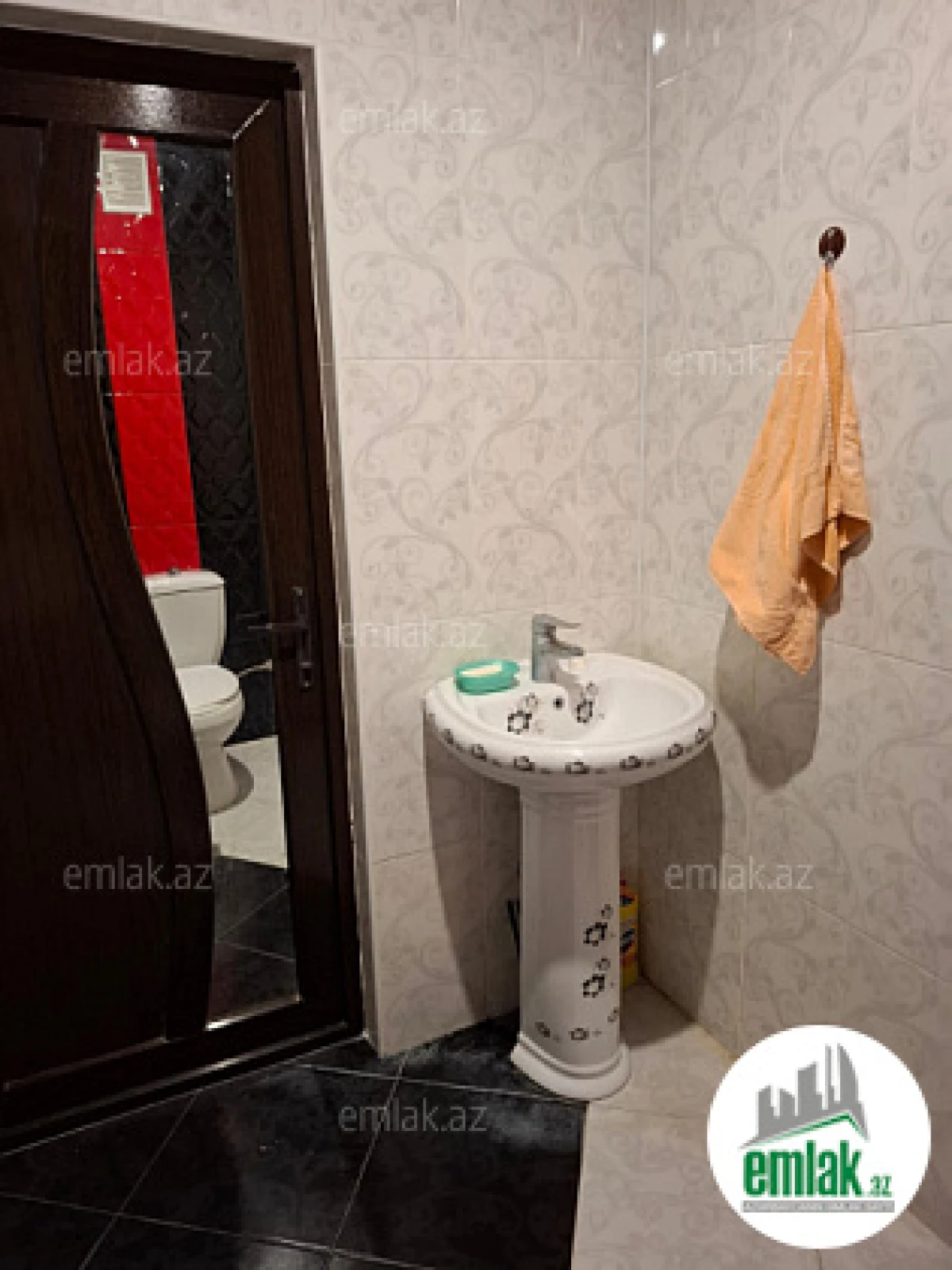 Satılır 3 otaqlı yeni tikili 105 m²