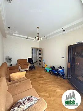 Satılır 4 otaqlı yeni tikili 135 m²