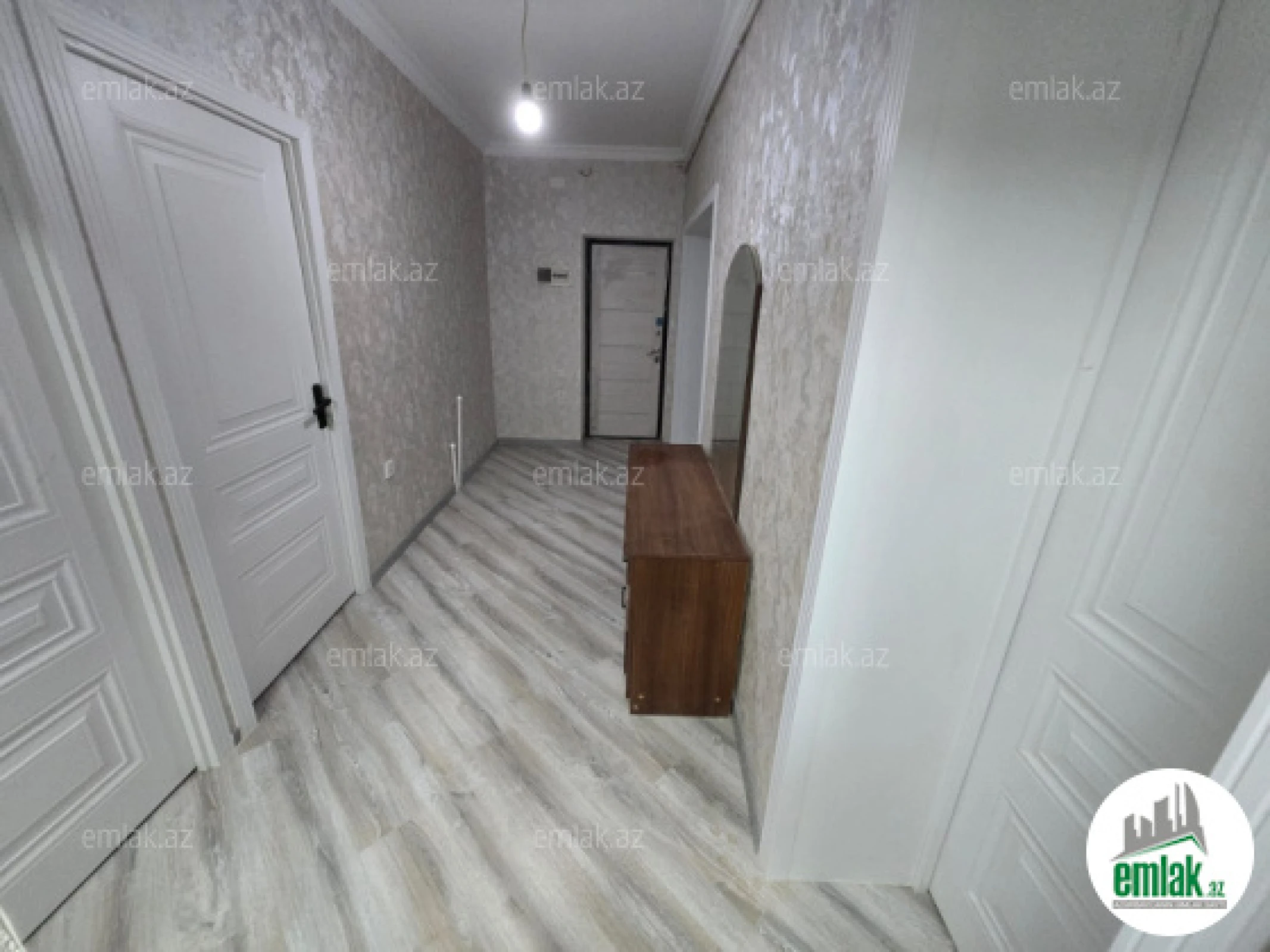 Satılır 3 otaqlı köhnə tikili 90 m²