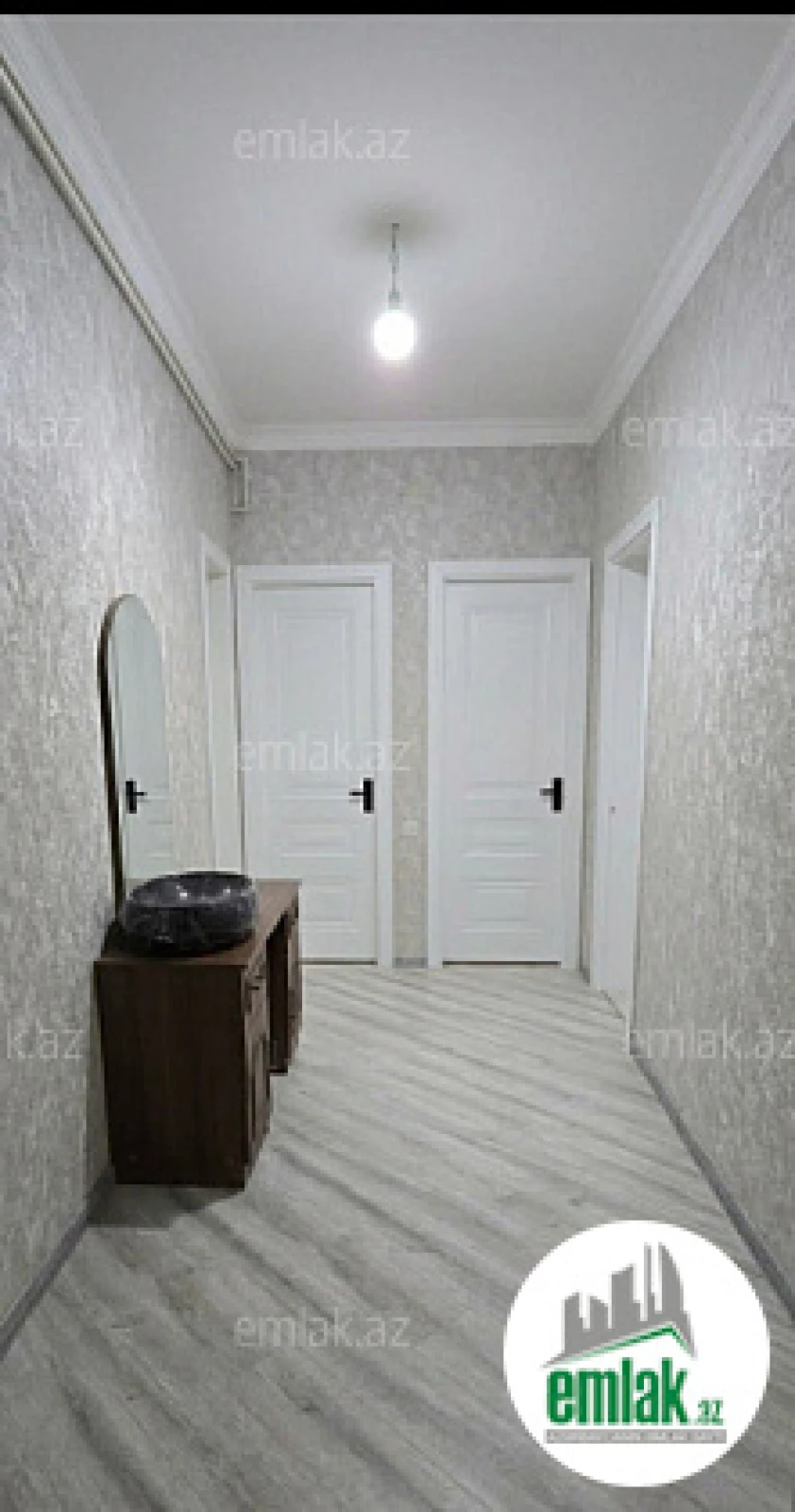 Satılır 3 otaqlı köhnə tikili 90 m²