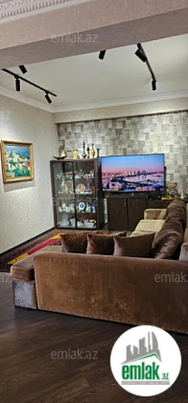 Satılır 3 otaqlı yeni tikili 105 m²