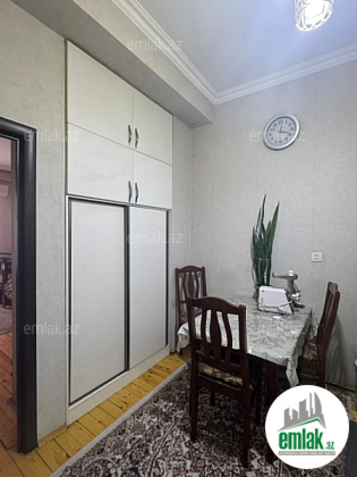 Satılır 2 otaqlı yeni tikili 64 m²