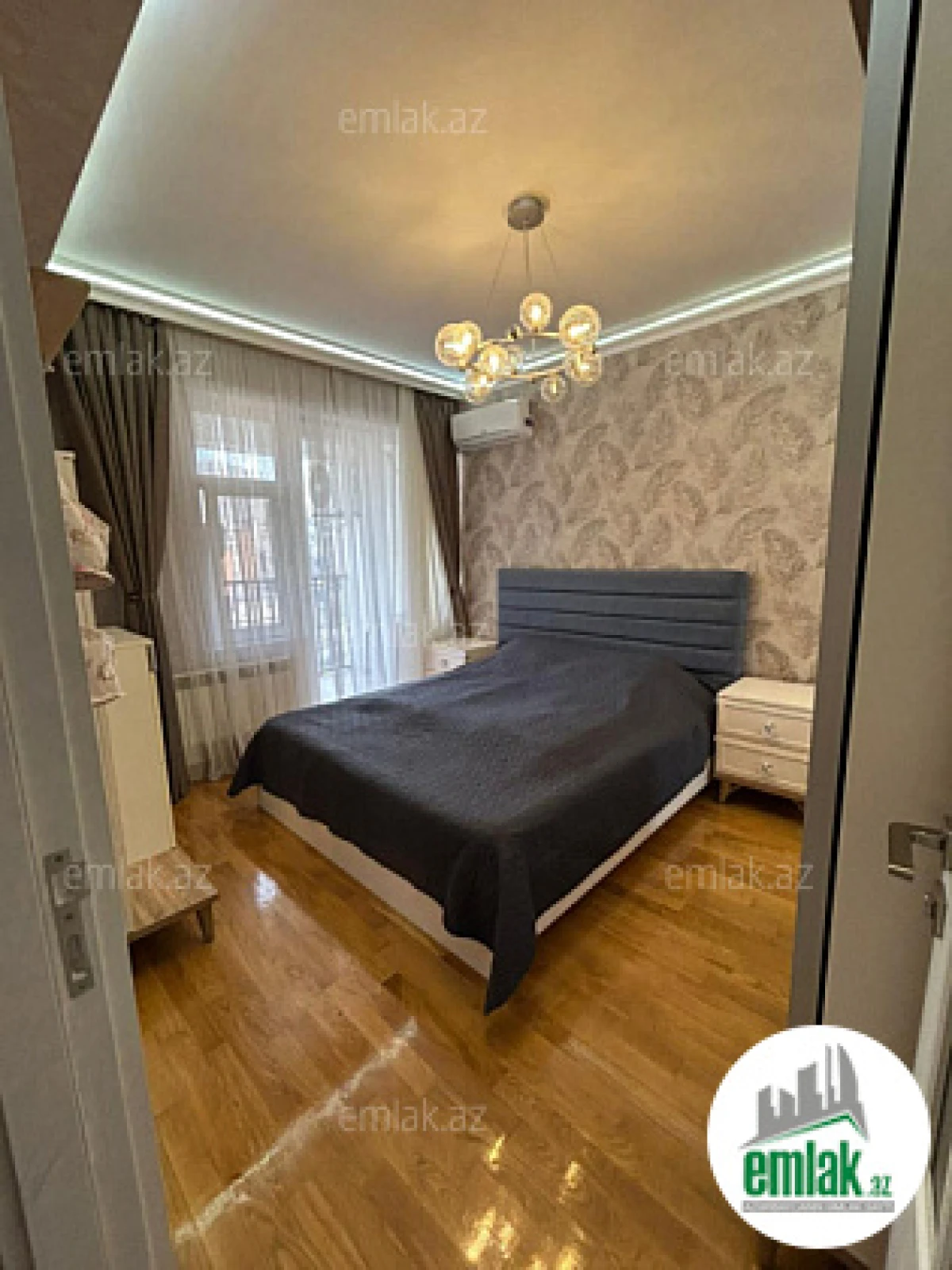 Satılır 2 otaqlı yeni tikili 77 m²