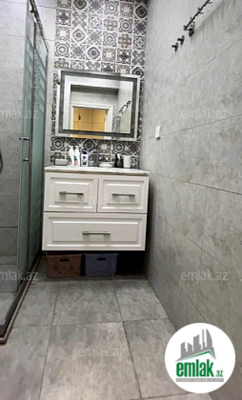 Satılır 2 otaqlı yeni tikili 77 m²