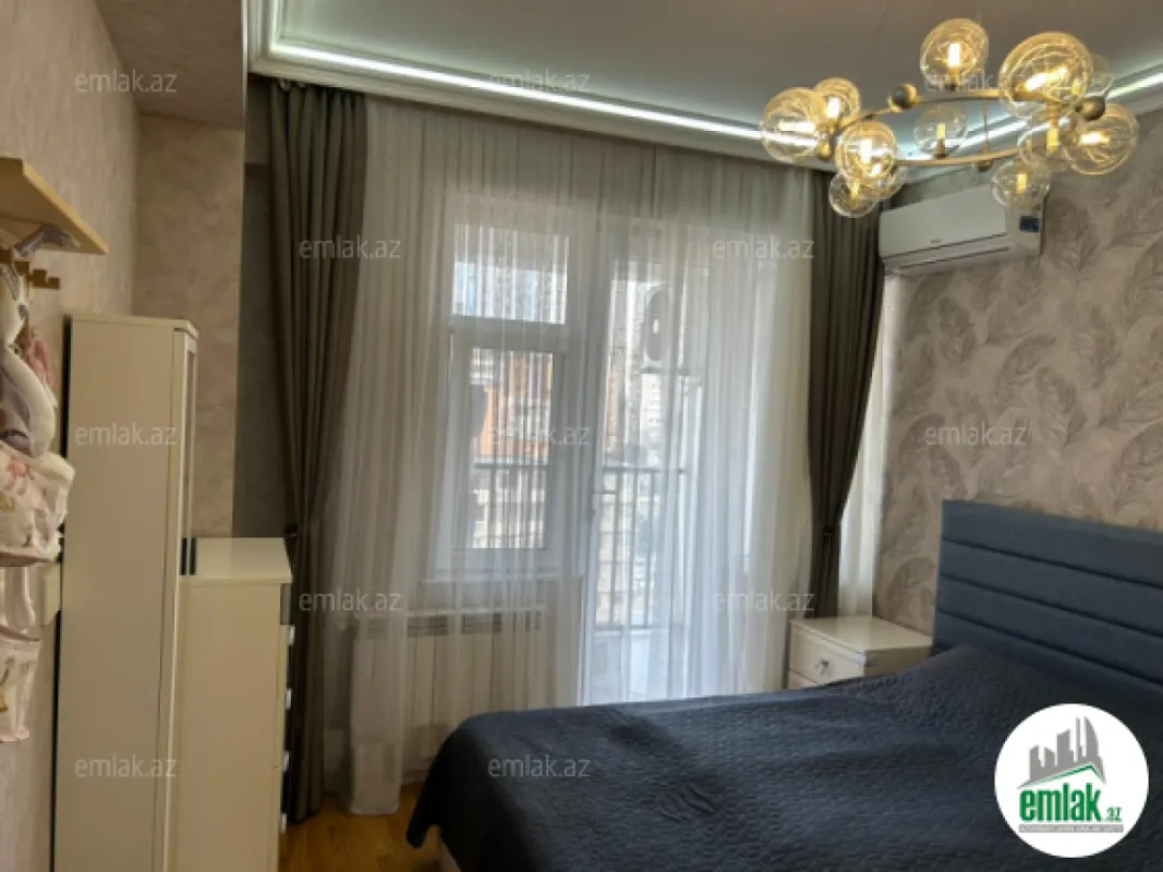 Satılır 2 otaqlı yeni tikili 77 m²