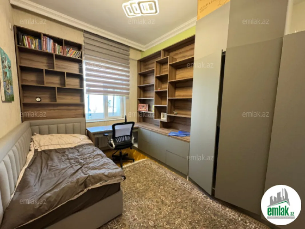 Satılır 4 otaqlı yeni tikili 140 m²