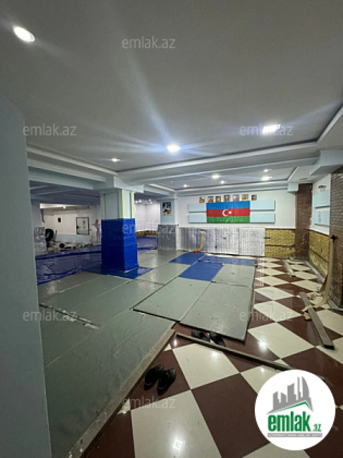 Satılır 1 otaqlı obyekt 218 m²