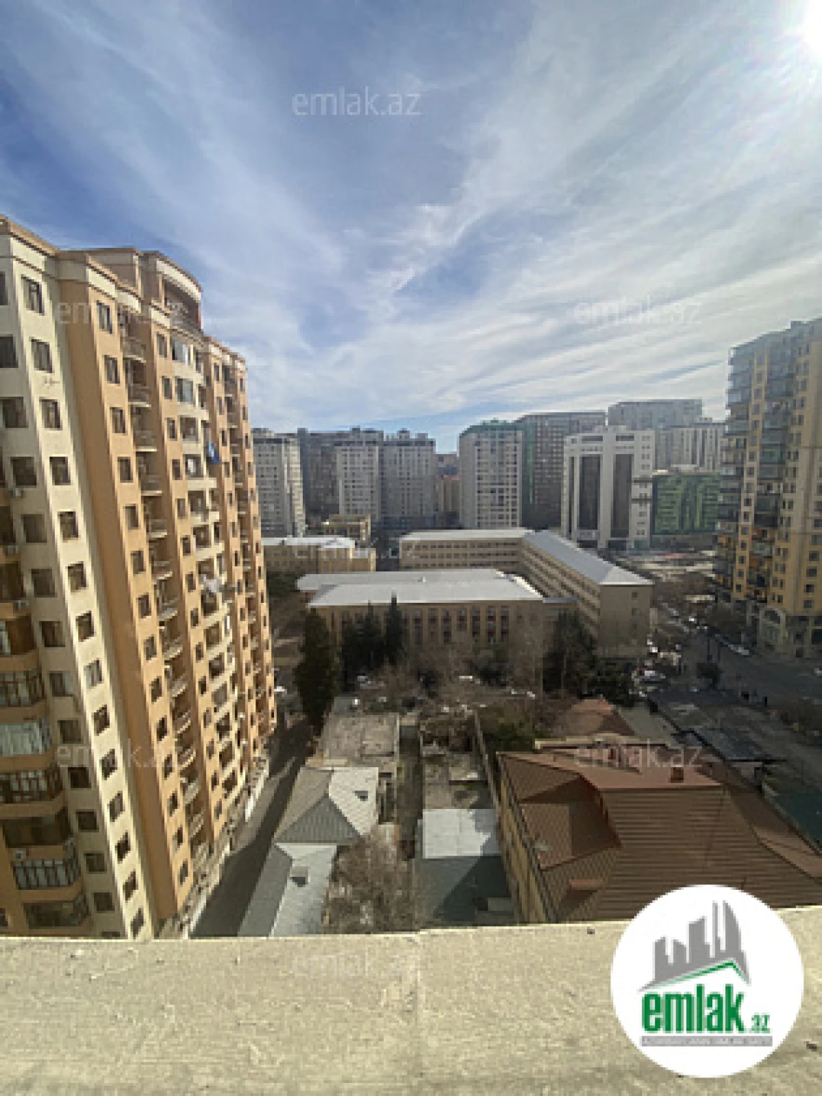 Satılır 3 otaqlı yeni tikili 163.4 m²