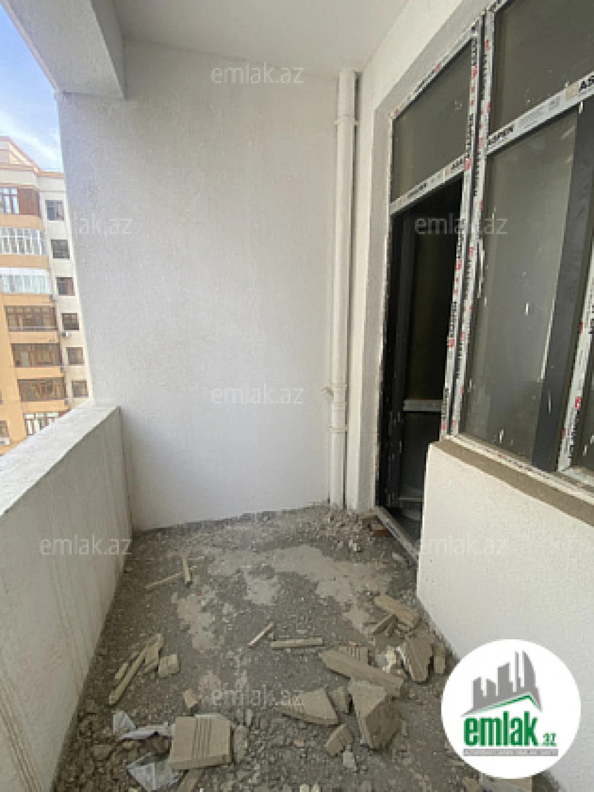 Satılır 3 otaqlı yeni tikili 163.4 m²