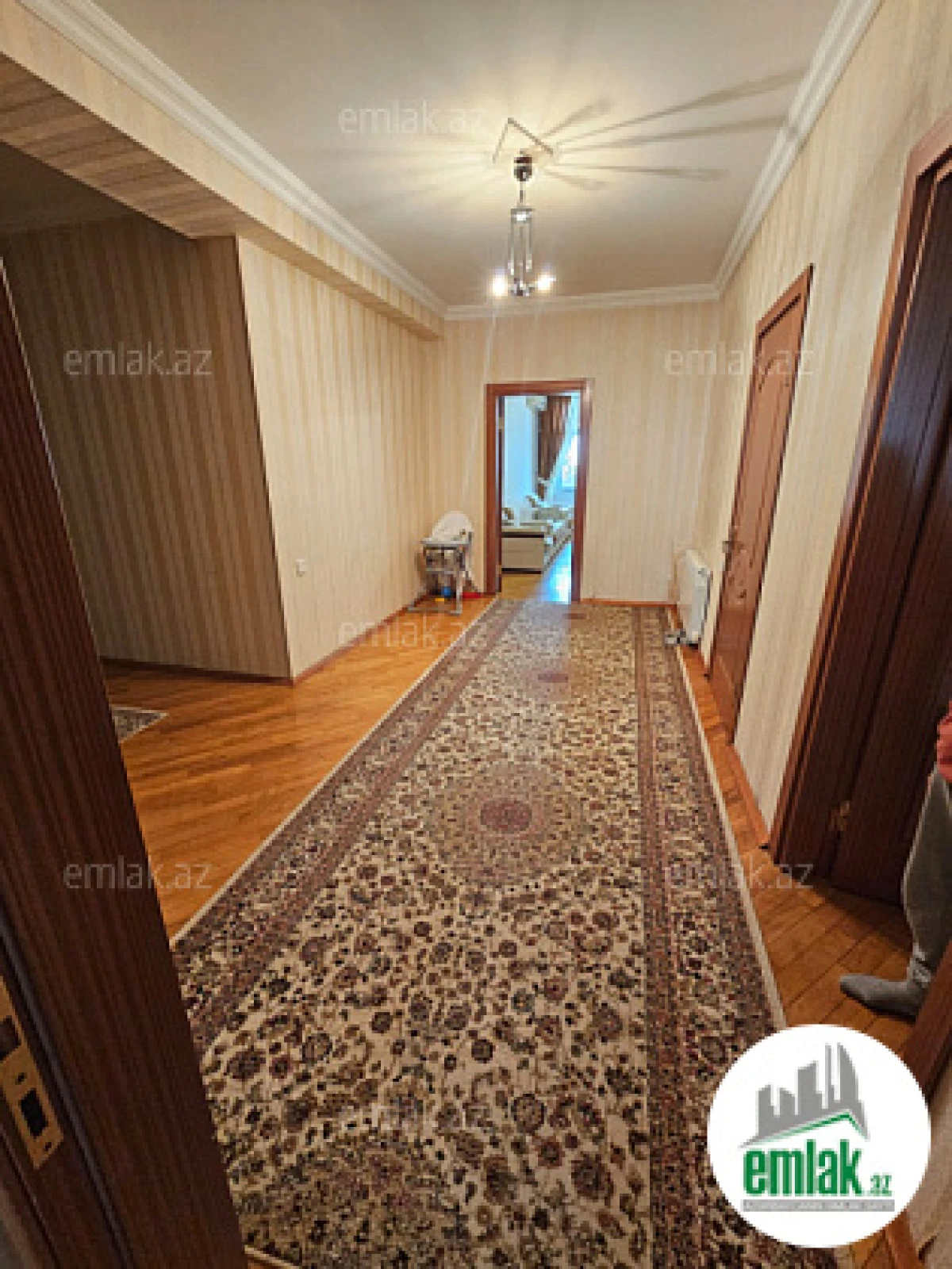 Satılır 3 otaqlı yeni tikili 145 m²