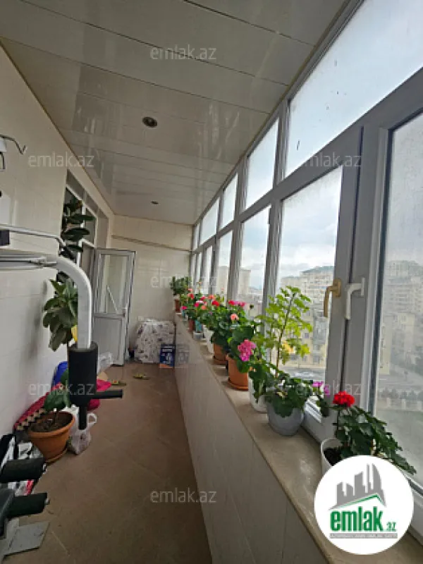 Satılır 3 otaqlı yeni tikili 145 m²