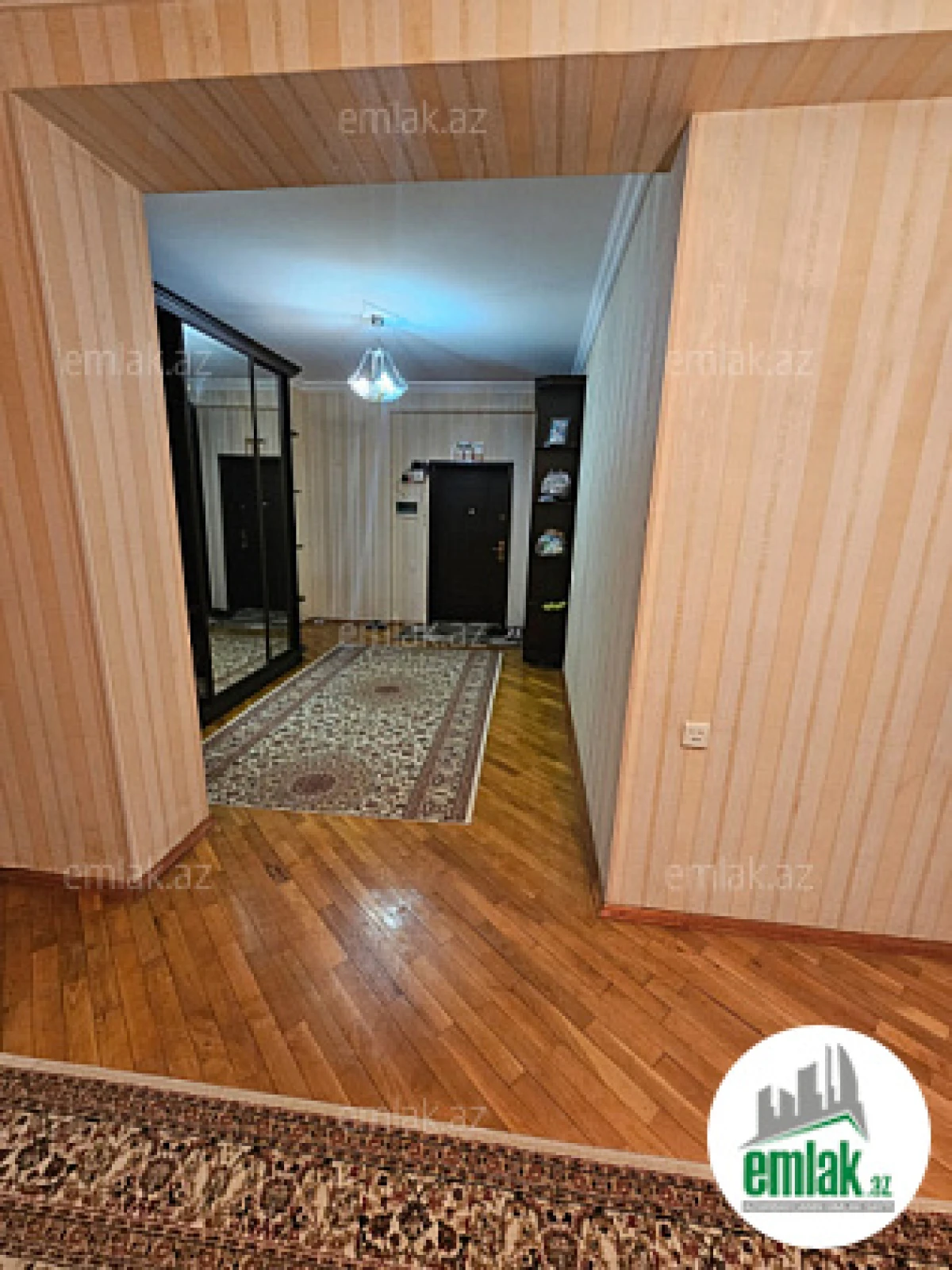 Satılır 3 otaqlı yeni tikili 145 m²