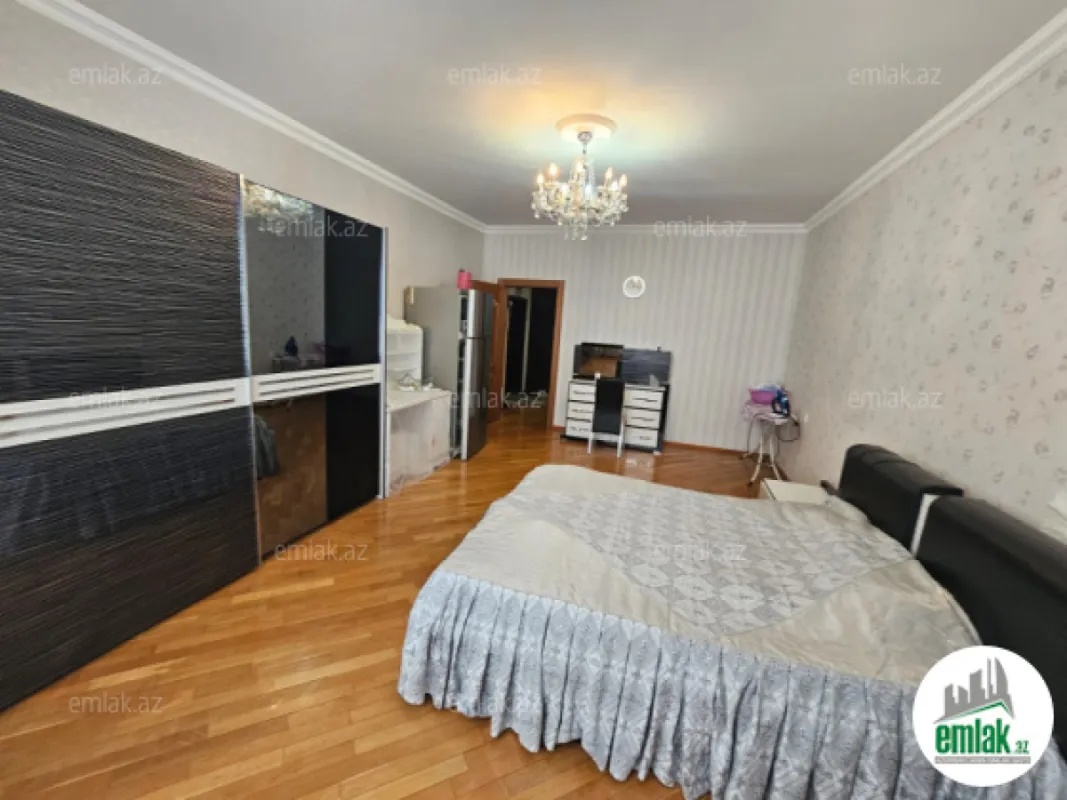 Satılır 3 otaqlı yeni tikili 145 m²