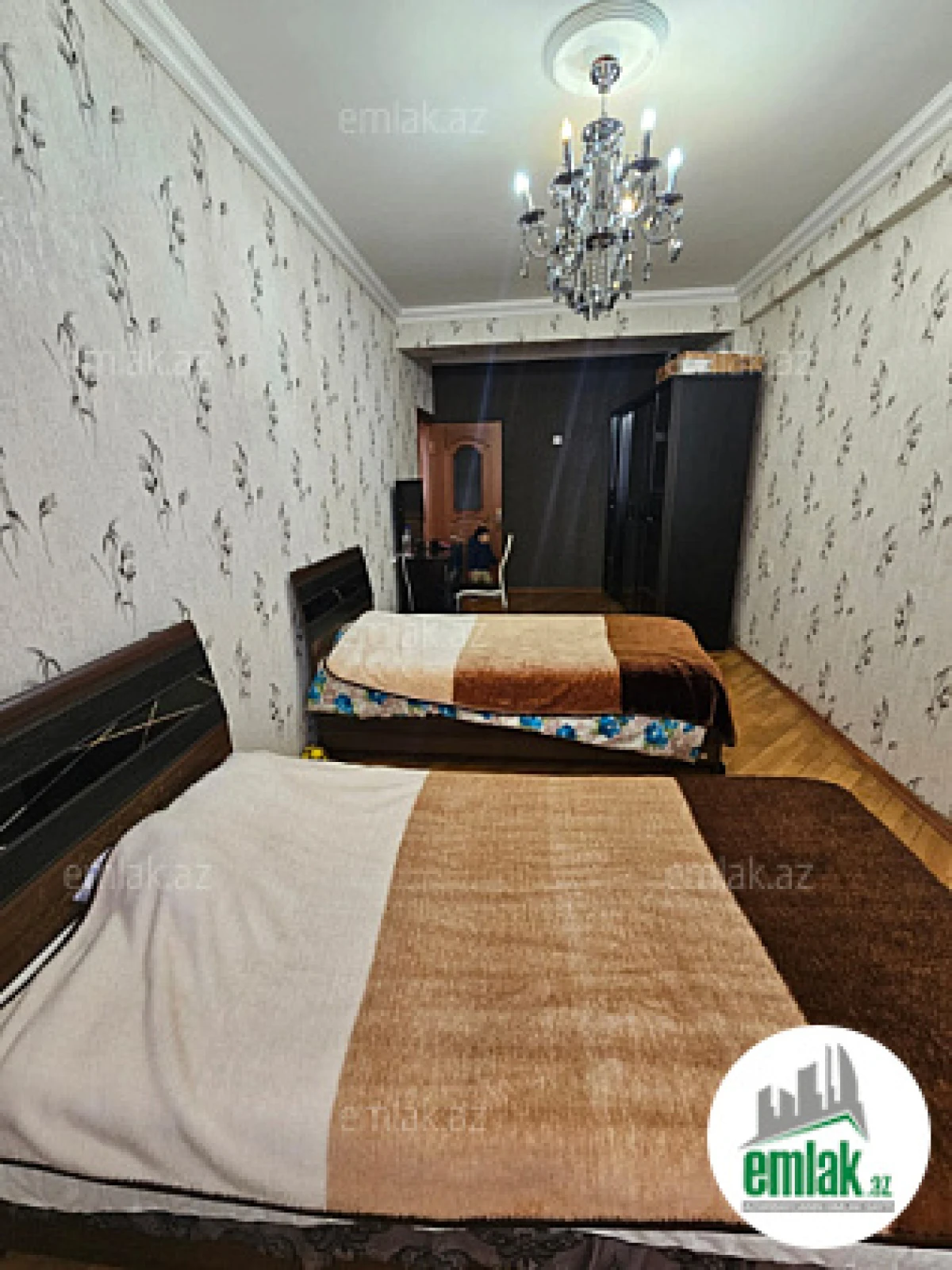 Satılır 3 otaqlı yeni tikili 145 m²