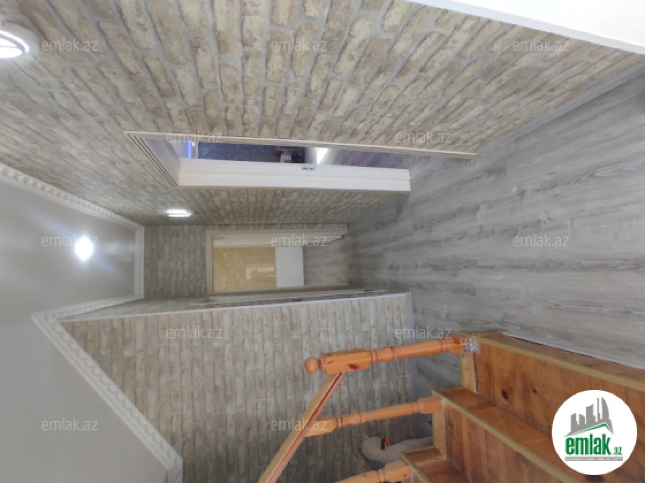 Satılır 4 otaqlı həyət evi 150 m²