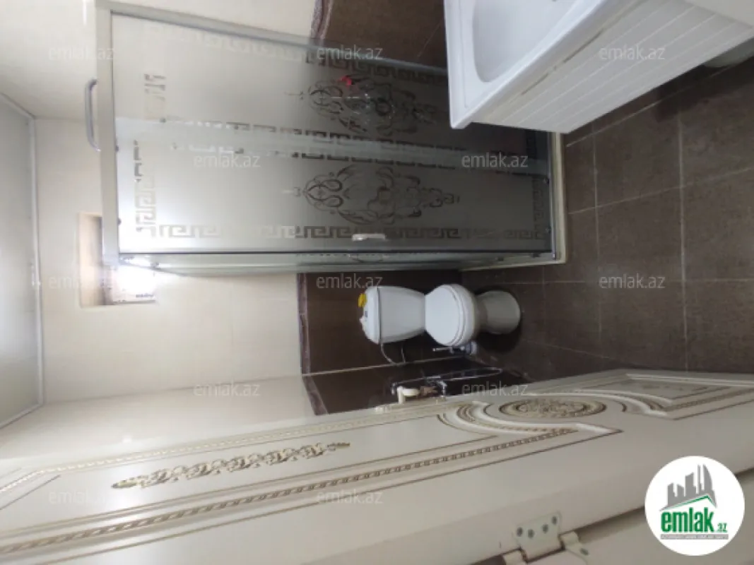 Satılır 4 otaqlı həyət evi 150 m²