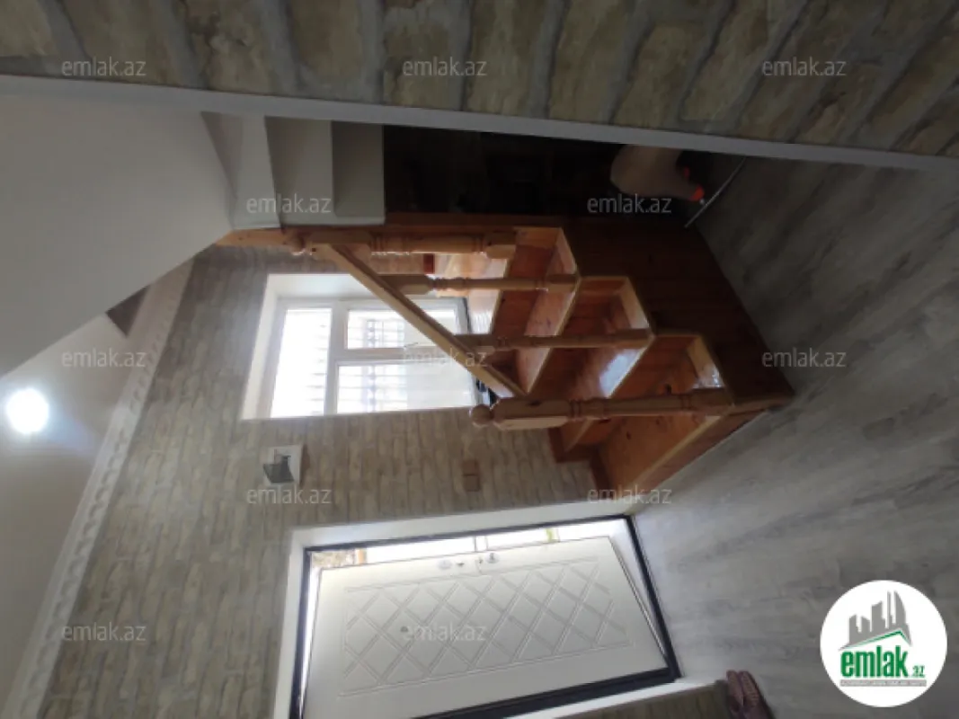 Satılır 4 otaqlı həyət evi 150 m²