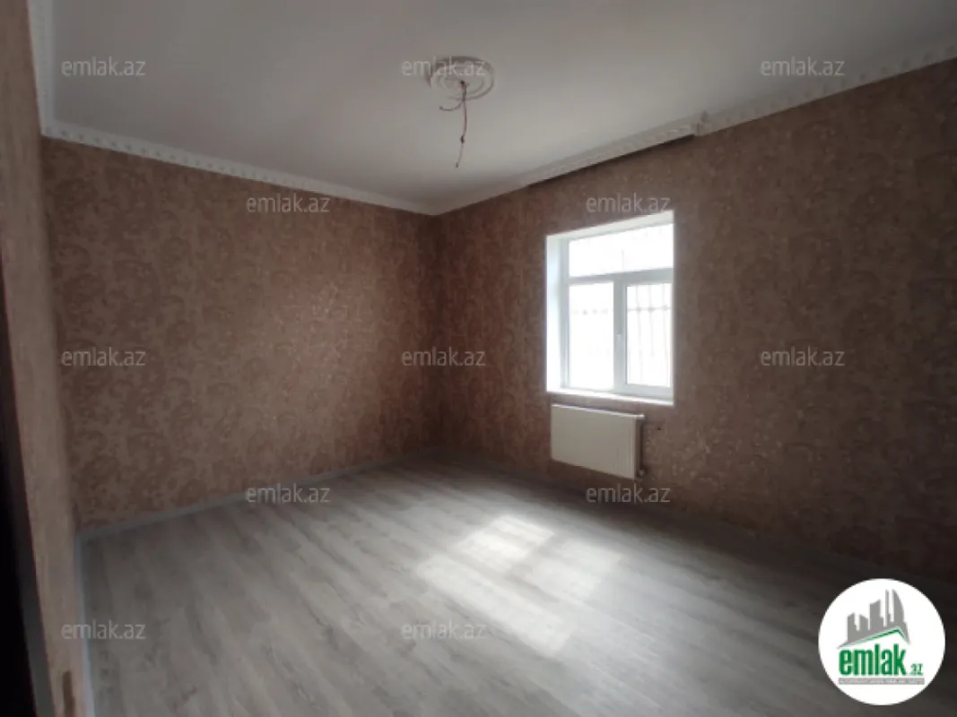 Satılır 4 otaqlı həyət evi 150 m²