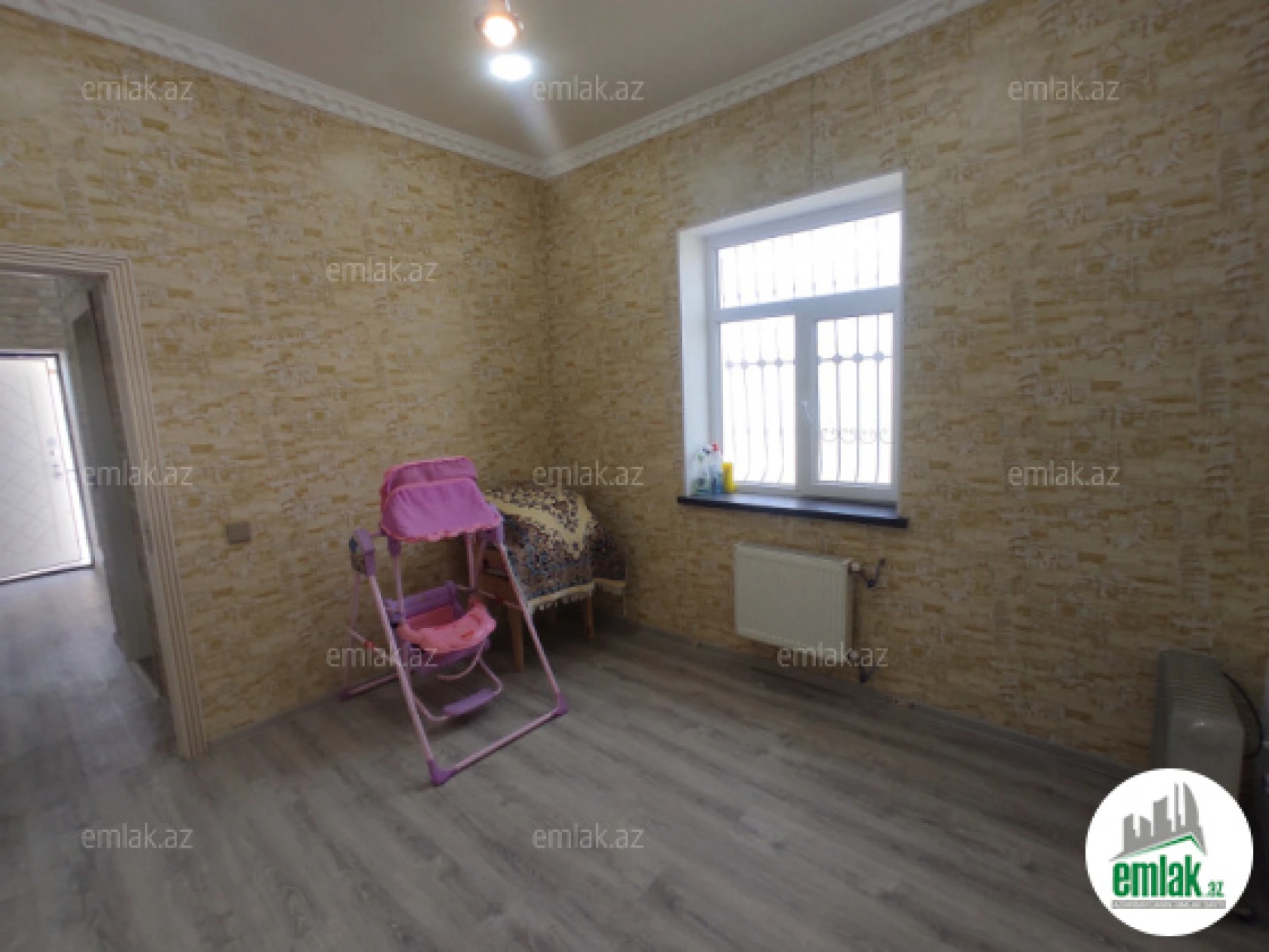 Satılır 4 otaqlı həyət evi 150 m²