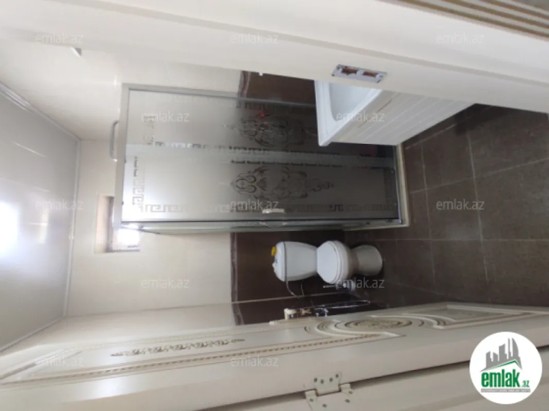 Satılır 4 otaqlı həyət evi 150 m²