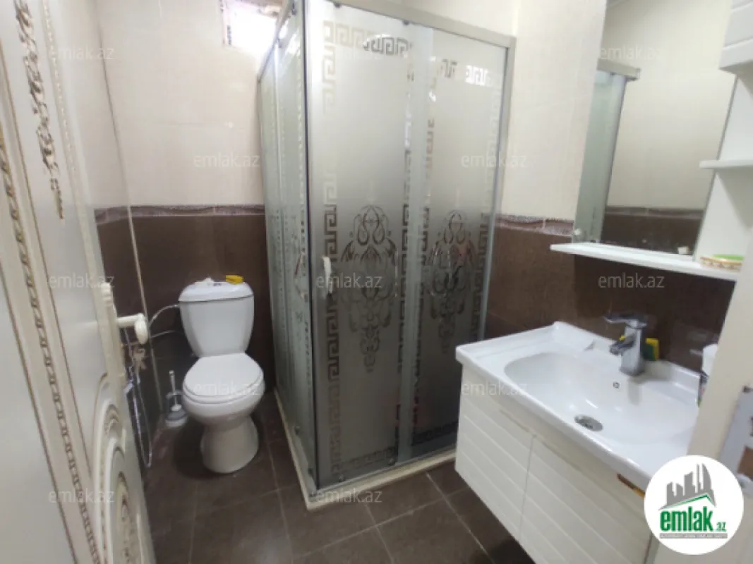 Satılır 4 otaqlı həyət evi 150 m²