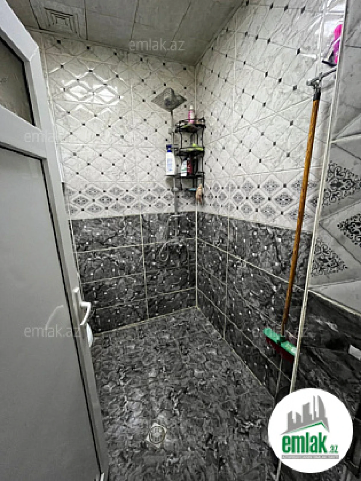 Satılır 3 otaqlı köhnə tikili 62 m²