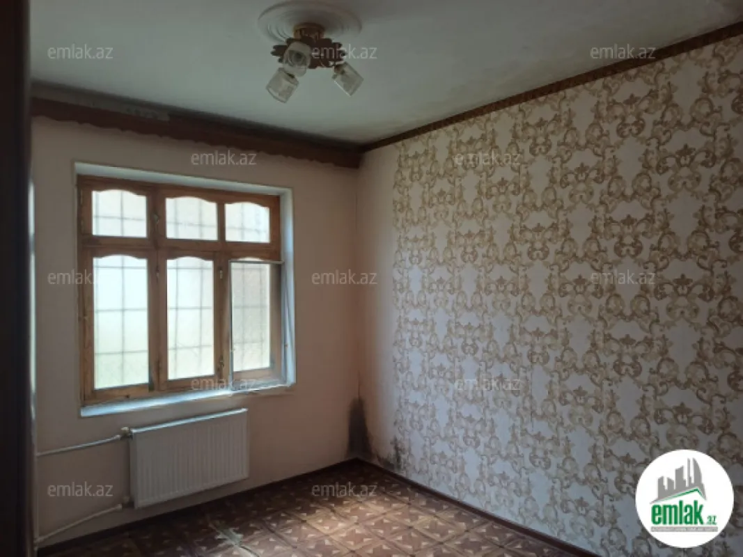 Satılır 3 otaqlı köhnə tikili 70 m²